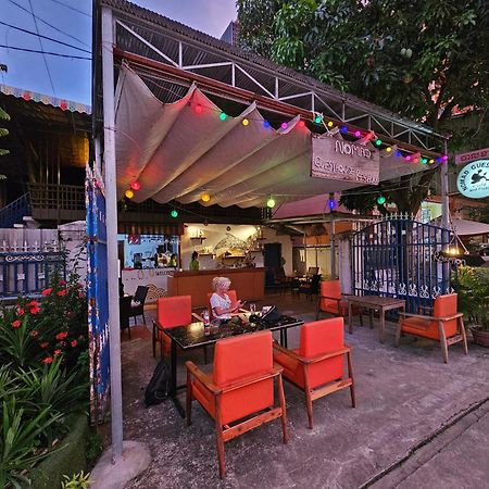 Nomad Guesthouse Kratie Exterior photo