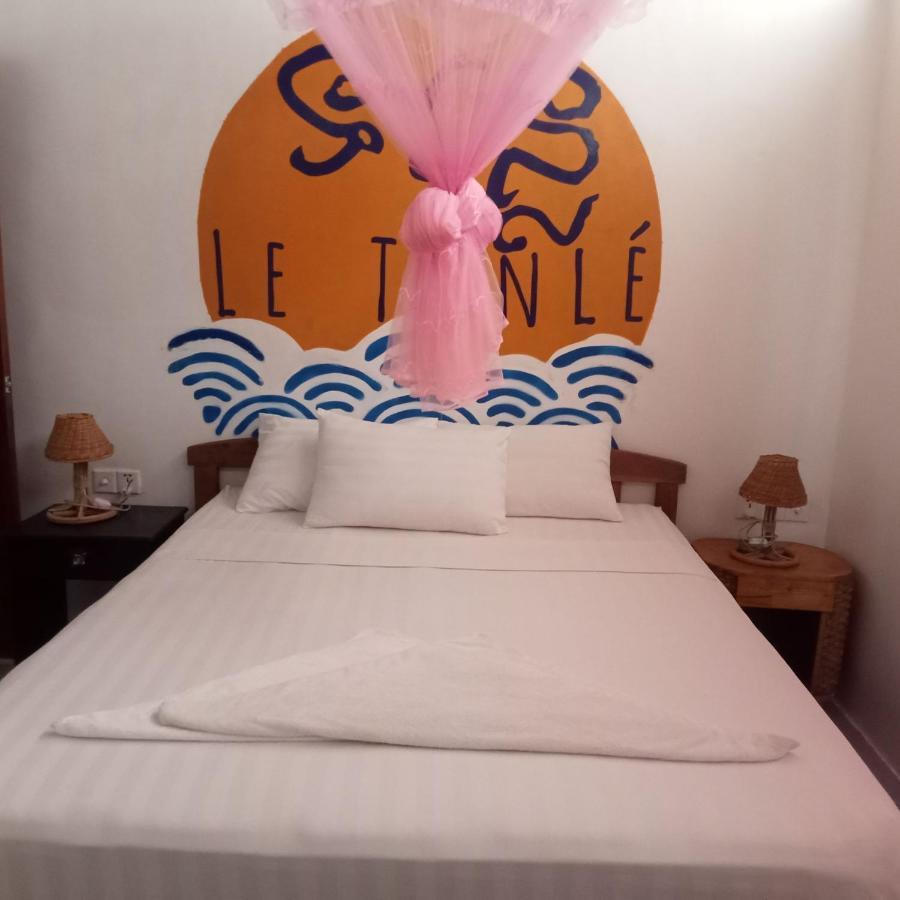 Nomad Guesthouse Kratie Exterior photo