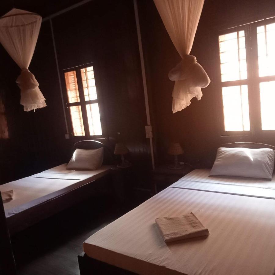 Nomad Guesthouse Kratie Exterior photo