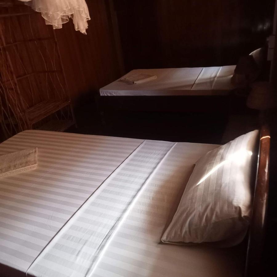 Nomad Guesthouse Kratie Exterior photo