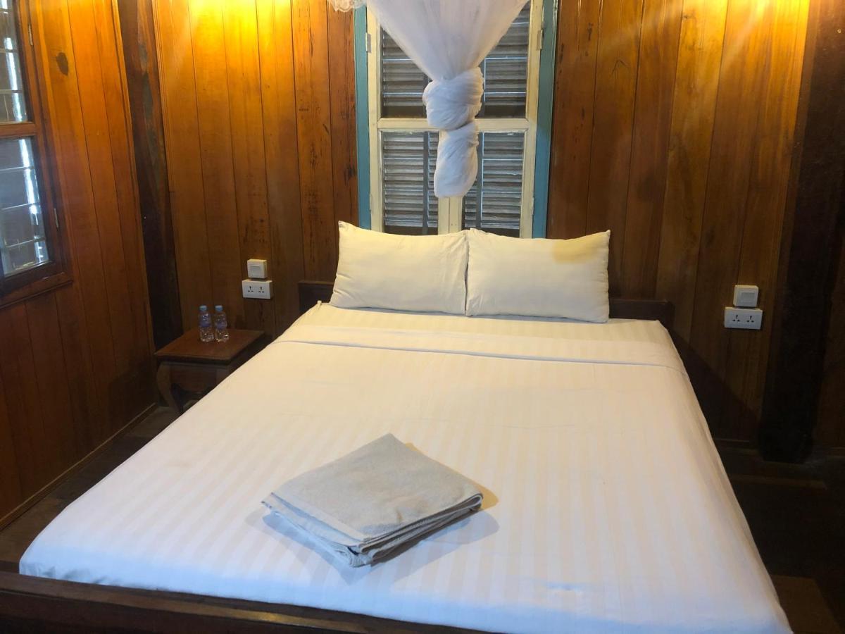 Nomad Guesthouse Kratie Exterior photo
