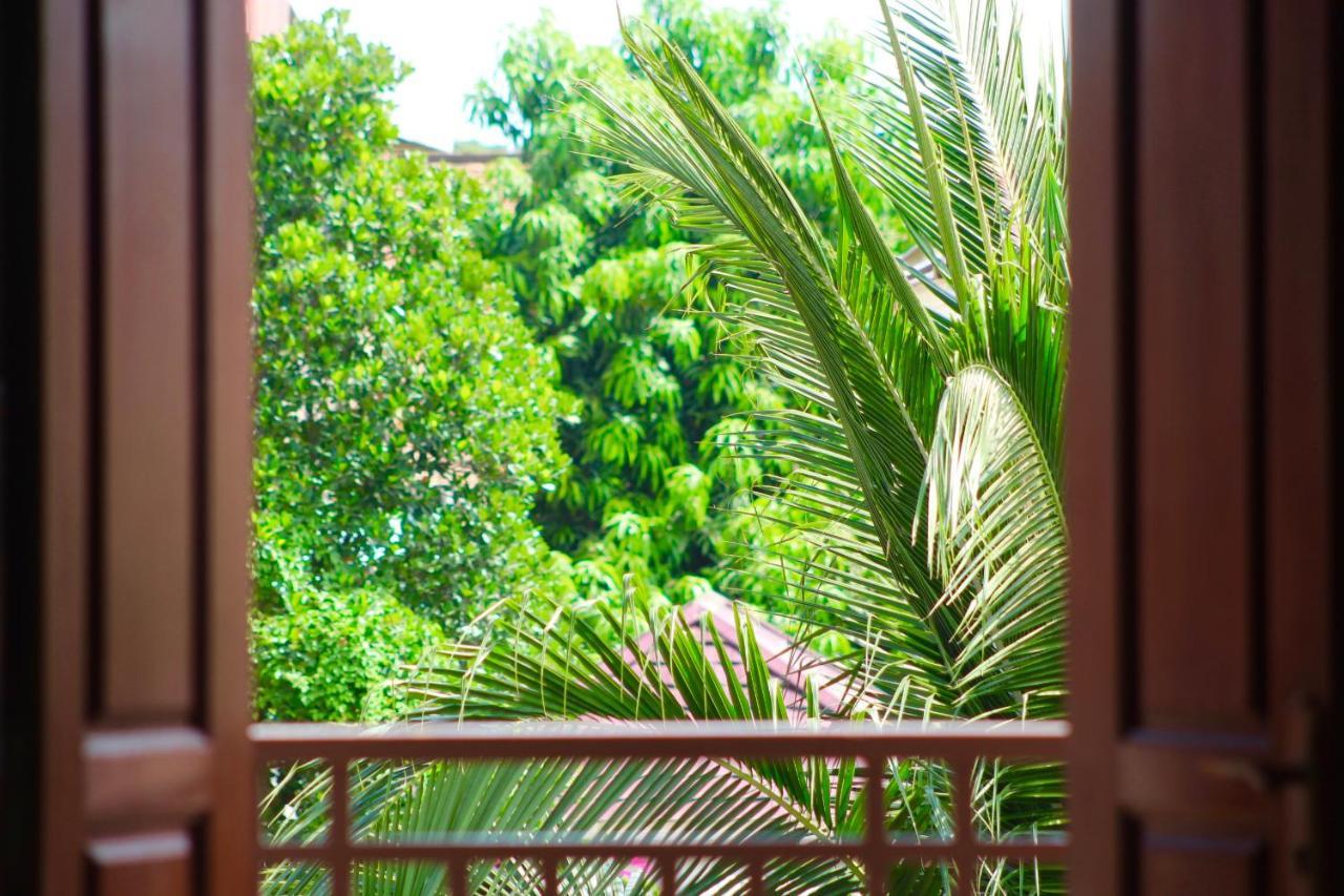 Nomad Guesthouse Kratie Exterior photo
