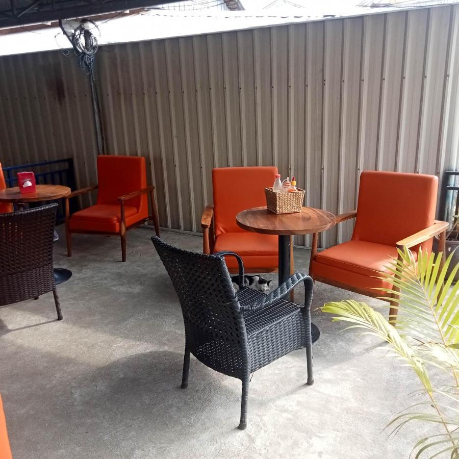 Nomad Guesthouse Kratie Exterior photo