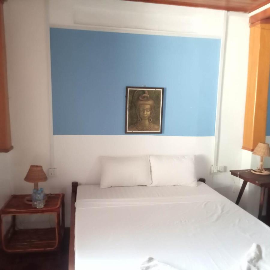 Nomad Guesthouse Kratie Exterior photo