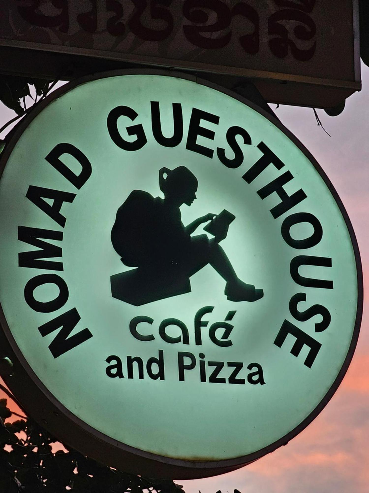 Nomad Guesthouse Kratie Exterior photo